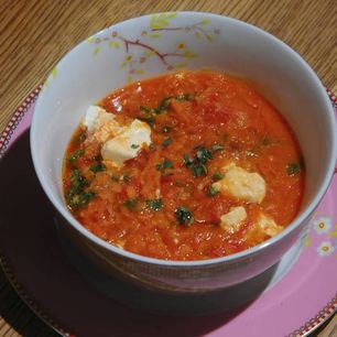 Рецепт Чечевичной похлебки с капустой кале, свеклой и помидорами