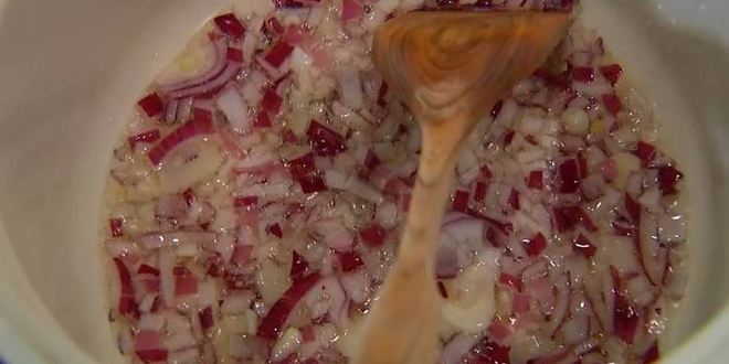 Рецепт чечевичной похлебки с капустой кале, свеклой и помидорами