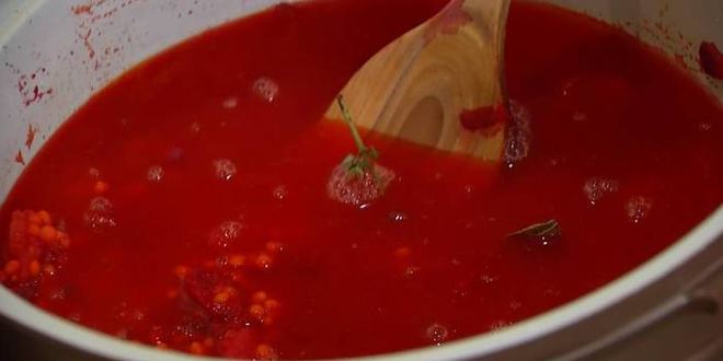 Рецепт чечевичной похлебки с капустой кале, свеклой и помидорами