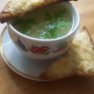 Рецепт Чесночной похлебки с сырно-куриными тостами