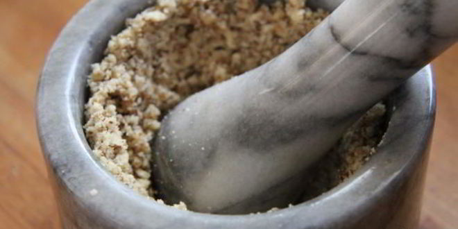 Рецепт куриной похлебки с грецкими орехами