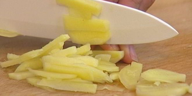 Рецепт пряной чечевичной похлебки с миндалем