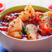 Томатная похлебка с рыбой и картофелем