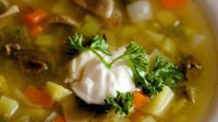 Рецепт рассольника на грибном бульоне