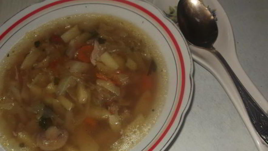Рецепт щей на курином бульоне с шампиньонами