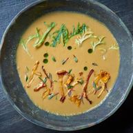 Рецепт Сливочного крема-супа из лисичек с зеленью