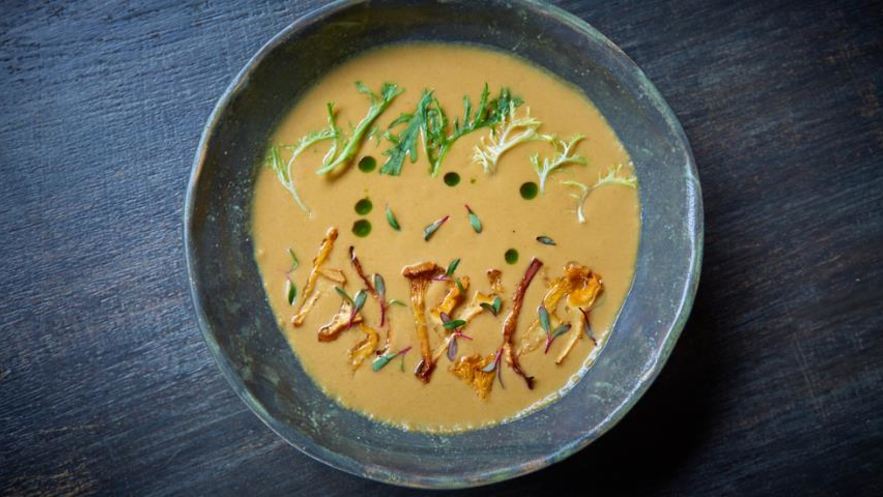 Рецепт сливочного крема-супа из лисичек с зеленью