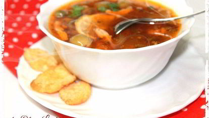 Рецепт Сборной солянки на курином бульоне