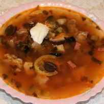 Рецепт Солянки со свининой в мультиварке