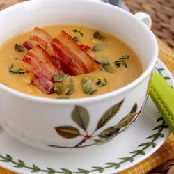 Рецепт Тыквенно-картофельного суп-пюре с беконом