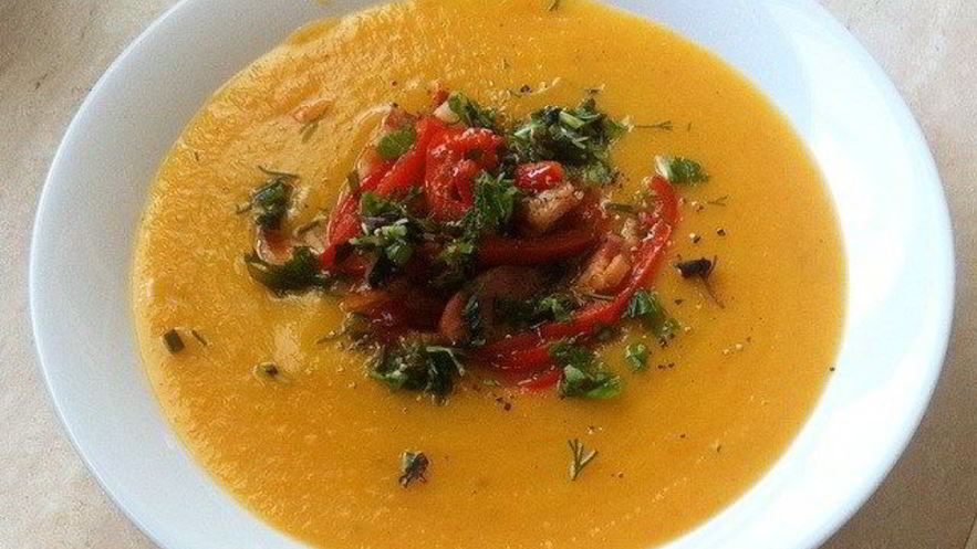 Рецепт тыквенного супа-пюре с окороком и перцем