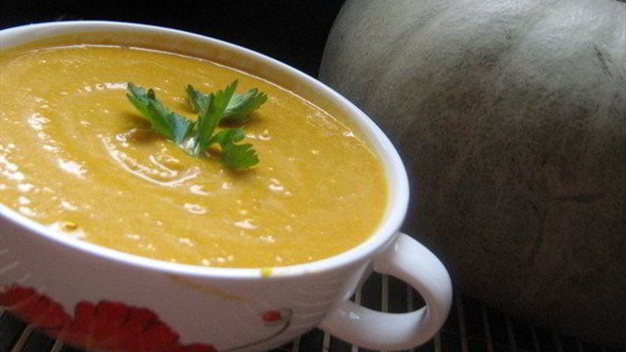 Рецепт тыквенного супа-пюре с сыром и гренками