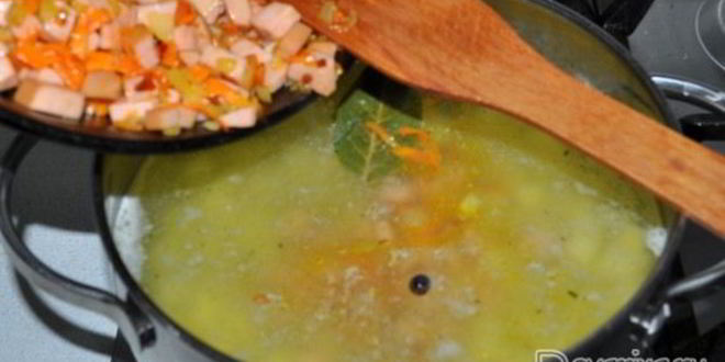 Рецепт супа с колбасой и вермишелью