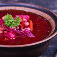 Рецепт Свекольника с фасолью, томатной пастой и болгарским перцем