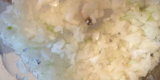 Рецепт свекольника с грибными пельмешками