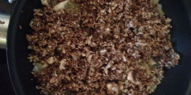 Рецепт свекольника с грибными пельмешками