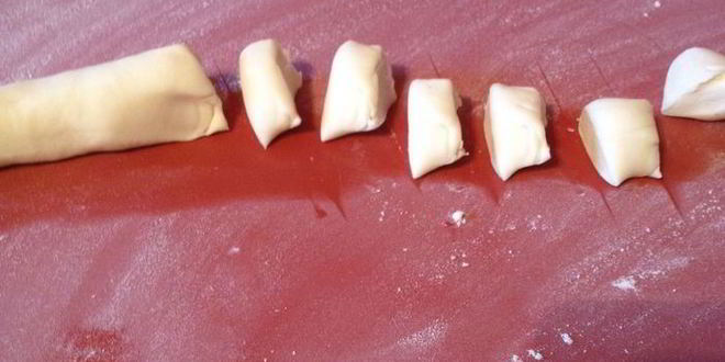 Рецепт свекольника с грибными пельмешками