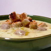 Рецепт Наваристого сырного супа из порея с фрикадельками и гренками