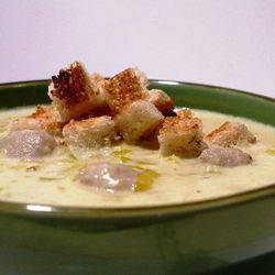 Рецепт Наваристого сырного супа из порея с фрикадельками и гренками