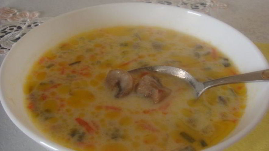 Рецепт сливочно-сырного суп с шампиньонами
