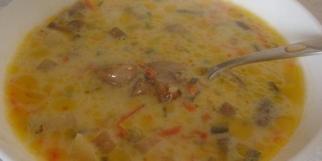 Рецепт сливочно-сырного суп с шампиньонами