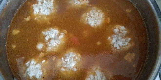 Рецепт сырно-чесночного суп с фрикадельками