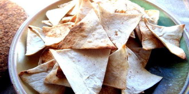 Рецепт сырно-макаронного суп и чипсы из лаваша