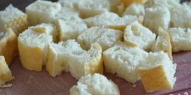 Рецепт сырного супа с гренками