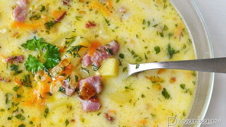 Рецепт сырного супа с копченостями