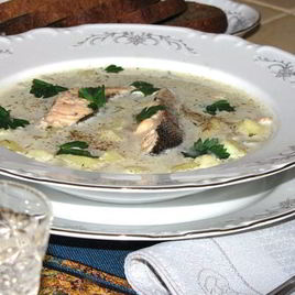Рецепт Ухи из семги со сливками