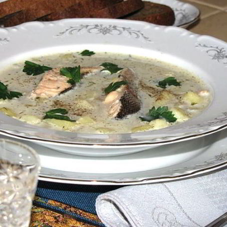 Рецепт Ухи из семги со сливками