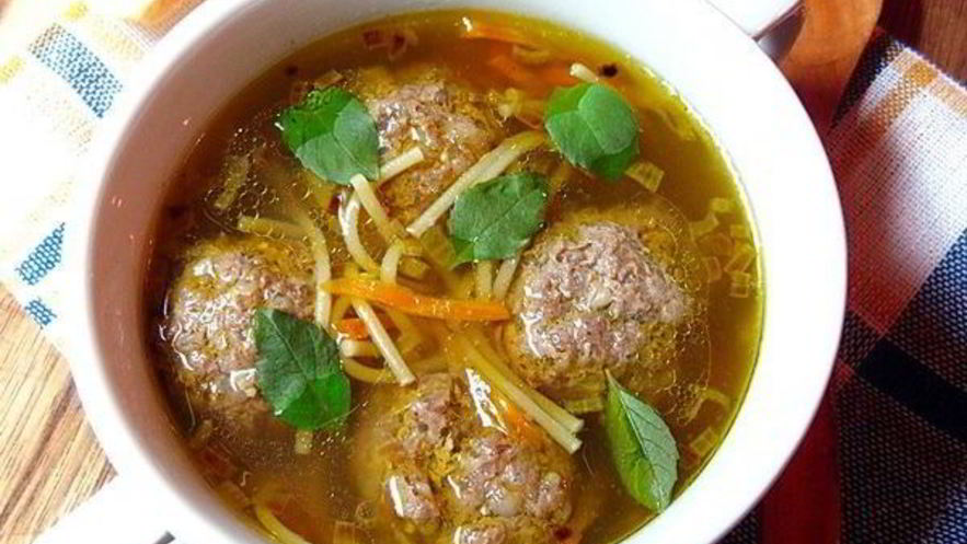 Рецепт вермишелевого супа с гречневыми фрикадельками