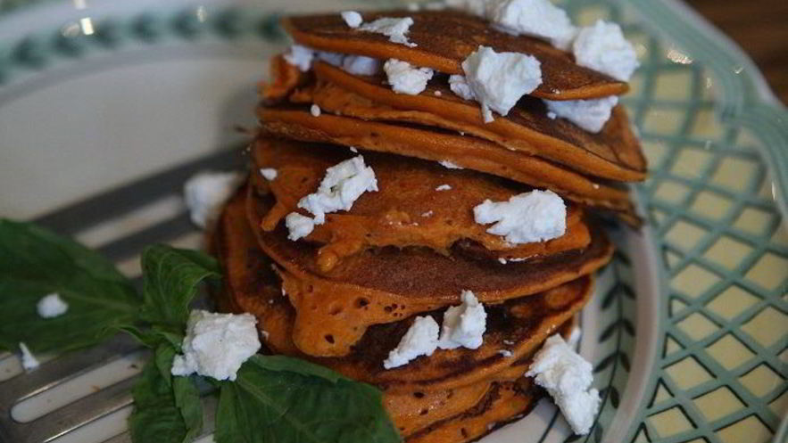 Рецепт блинчиков из сладкого перца с оливками