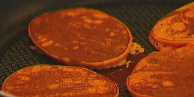 Рецепт блинчиков из сладкого перца с оливками