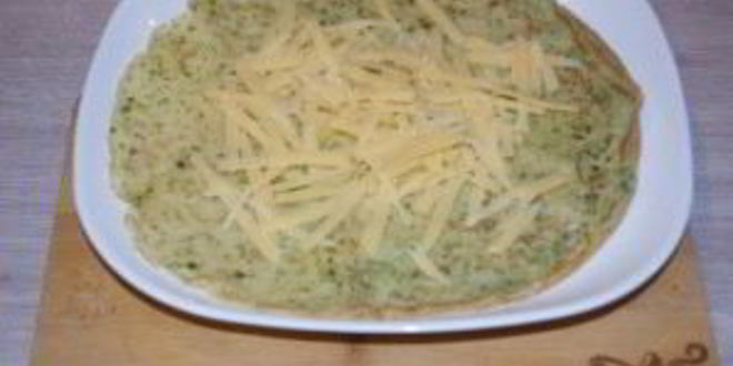 Рецепт блинчиков со шпинатом, беконом и грибами