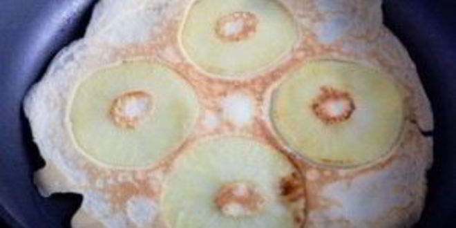 Рецепт блинов с яблочным припеком