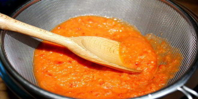 Рецепт вьетнамских рисовых блинчиков в кисло-сладком соусе