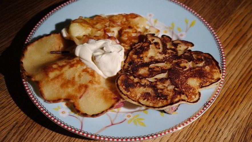 Рецепт яблочных блинчиков из виченцы