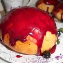 Рецепт Булочек с черничной глазурью