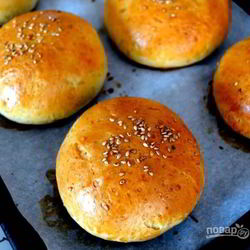 Рецепт Булочек с мясом в пряном соусе
