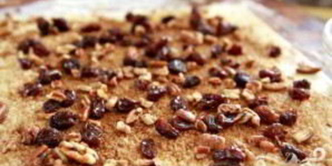 Рецепт булочек с орехами и изюмом