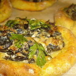 Рецепт Мини-ватрушек с паштетом