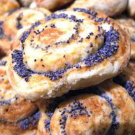 Рецепт Творожных плюшек с маком и хрустящие печенья
