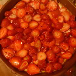 Рецепт Чизкейка с клубникой и творогом