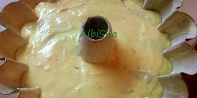 Рецепт бабовки — кекса с изюмом и орехами