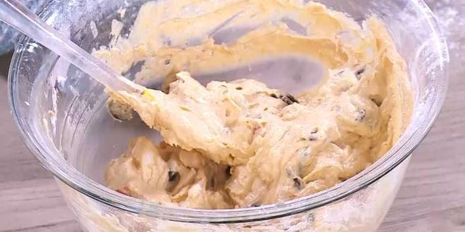 Рецепт кекса на арахисовом масле с яблоком и шоколадом