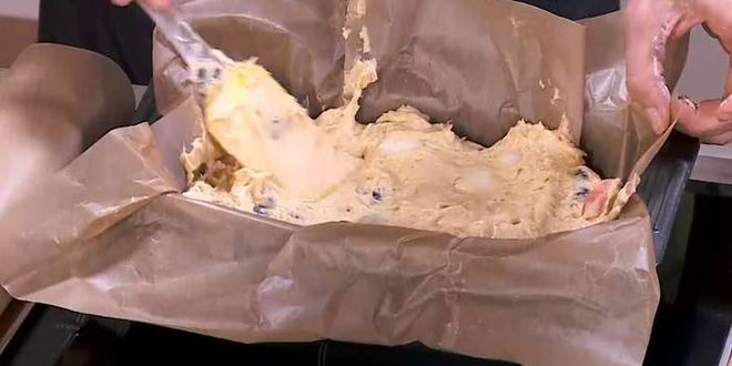 Рецепт кекса на арахисовом масле с яблоком и шоколадом