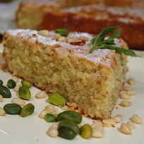 Кекс с кедровыми орешками