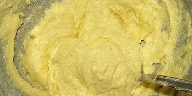 Рецепт кекса с сушеной вишней и ганашем из белого шоколада