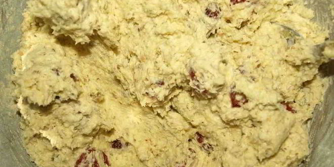 Рецепт кекса с сушеной вишней и ганашем из белого шоколада